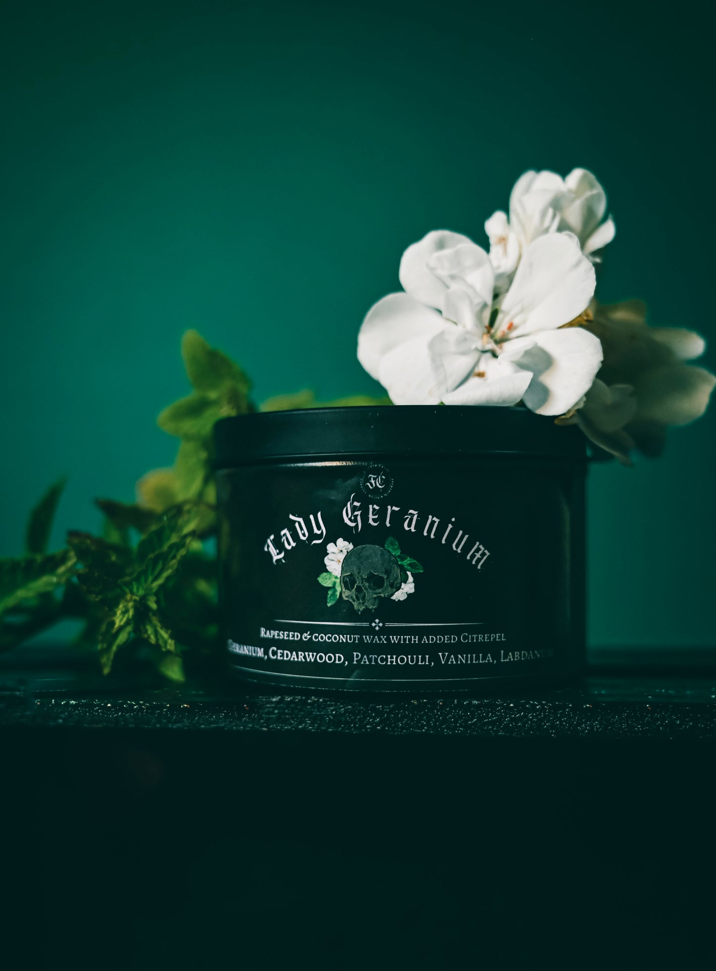 Lady Geranium 25cl Garden Candle